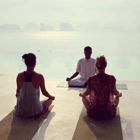 Pratiquer le Yoga en direct du Six Senses Yao Noi