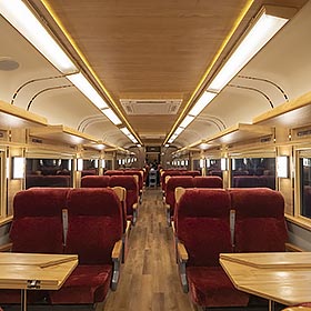 À bord du Royal Blossom, l’art du voyage ferroviaire