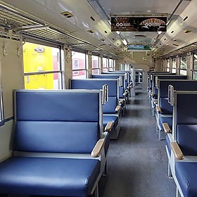 La douceur du rail entre Don Mueang et Ayutthaya